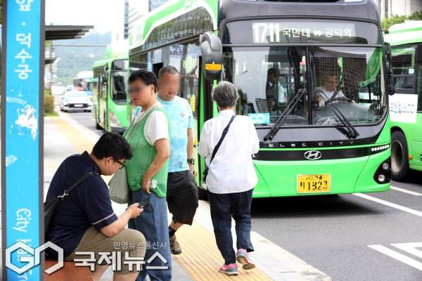서울 70세 버스비 지원 조례 통과! 지하철 무임승차 연령 65세에서 70세 상향 시기와 시행일, 혜택 총정리