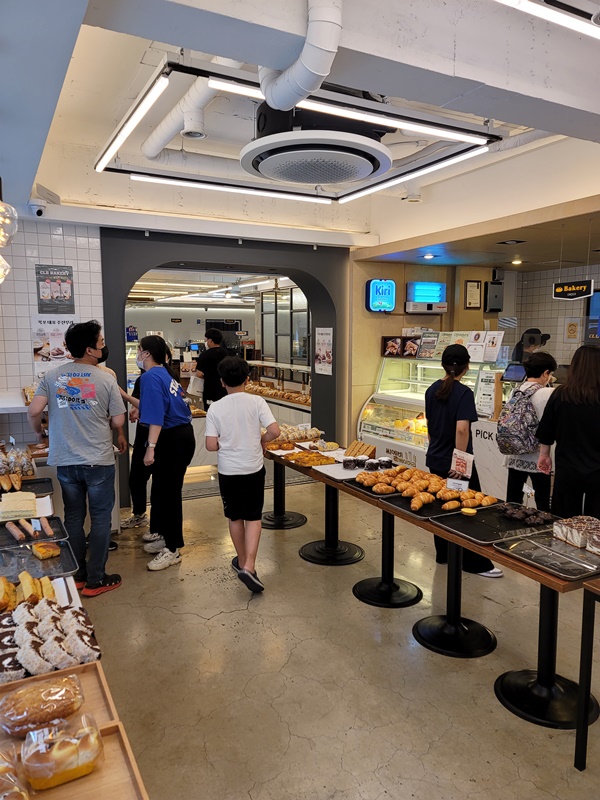 씨엘비 베이커리 - 매장 내부2