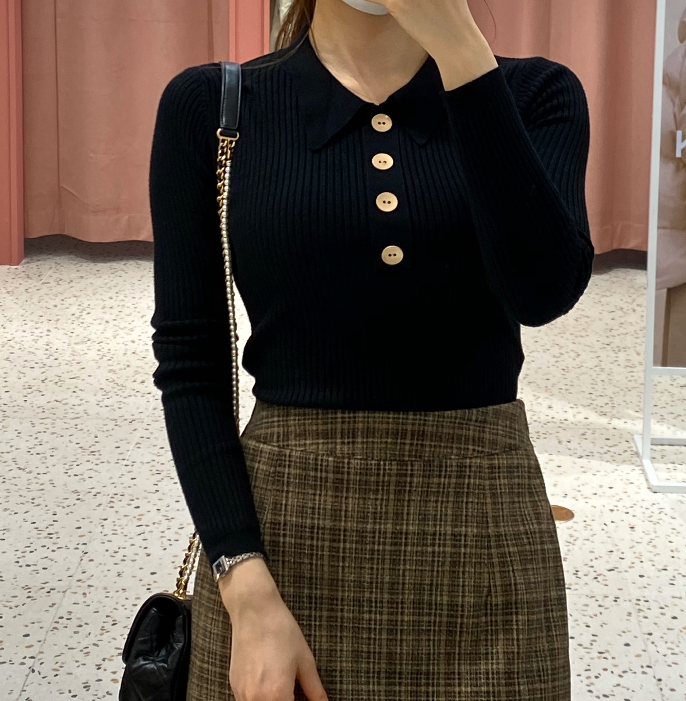 나인 NAIN 버튼 포인티드 카라 니트 T-5855