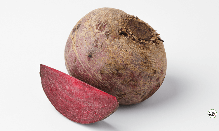 자르지-않은-비트와-작게-자른-비트가-놓여져있다