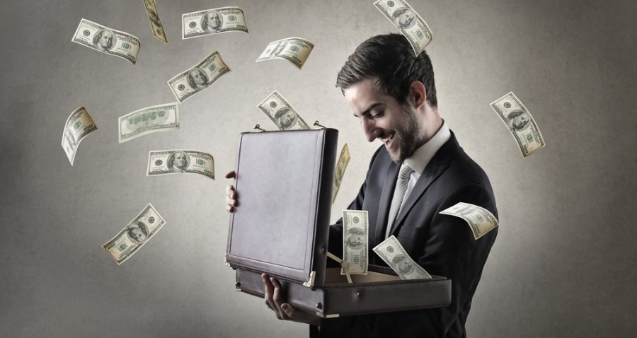 틈틈이 한 주식으로 큰돈을 벌었습니다.