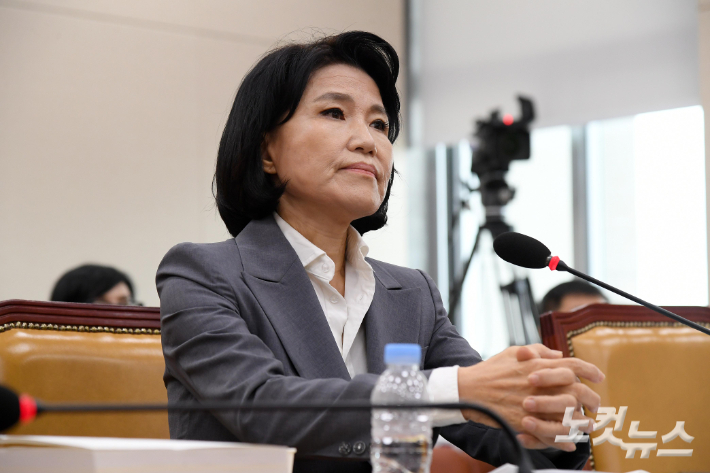 이진숙 국감 참여 총정리|헌재 가처분 일부 인용·나이·프로필·학력·고향·남편·경력