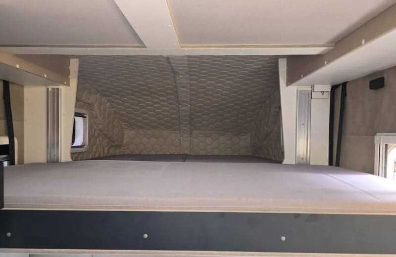 스타렉스 캠핑카 중고차