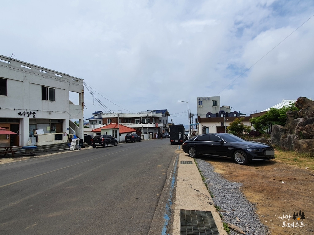 제주역 게스트하우스 주차장