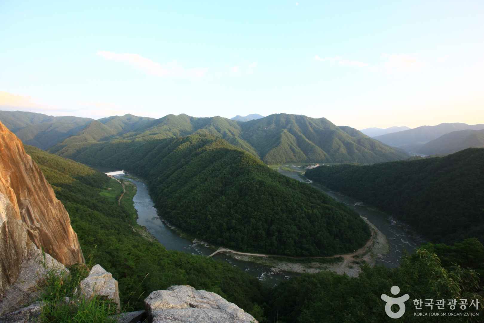 범바위 전망대