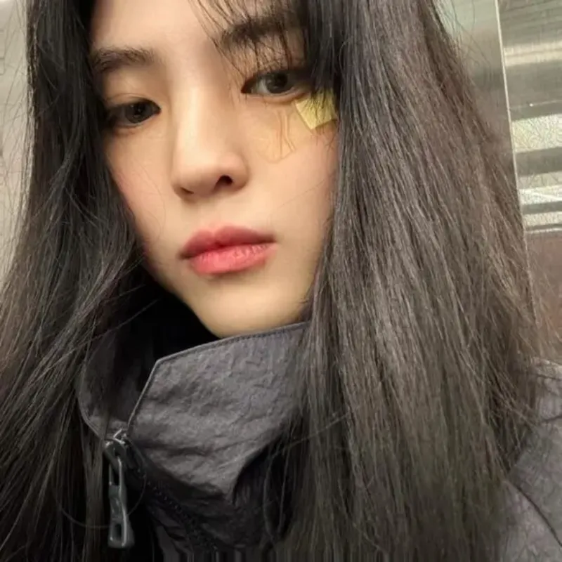 코가 높아진 한소희