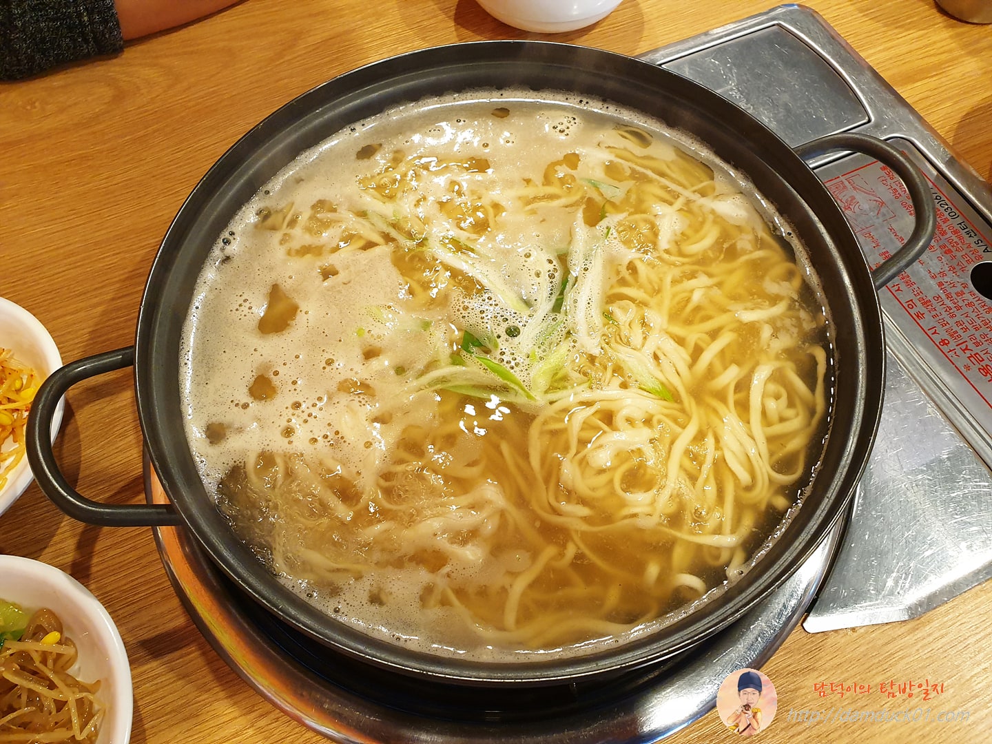 맹심불고기의 소고기 버섯 국수전골