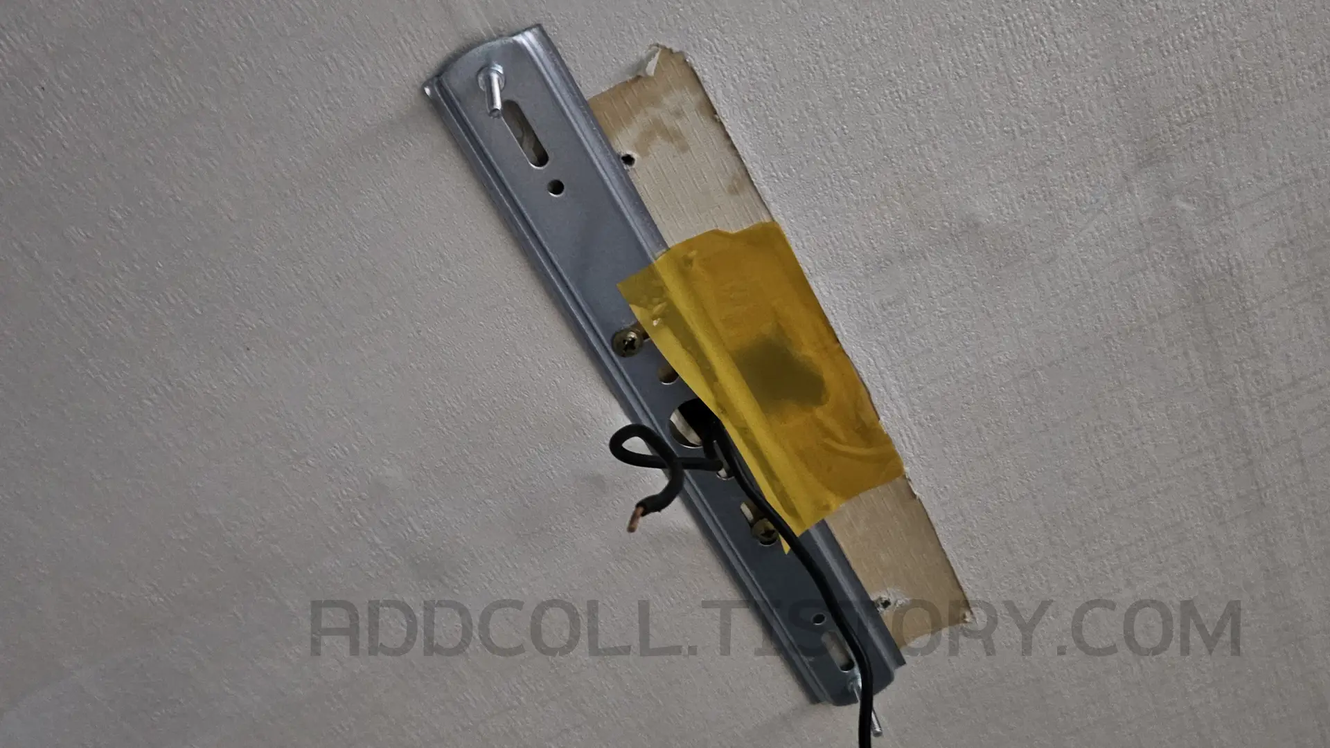 새로운 브래킷 설치