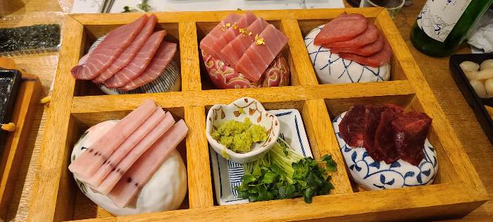 접시메뉴 참치회 복육 메카 지물 가마살 참다랑어