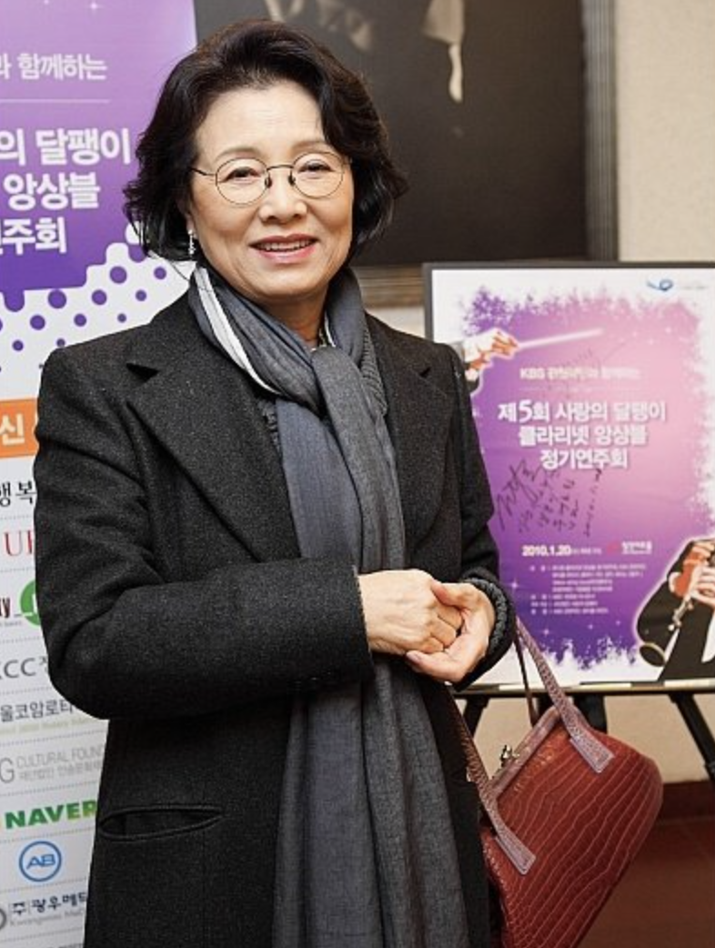 김민자 배우 과거 활동과 대표작 관련 사진