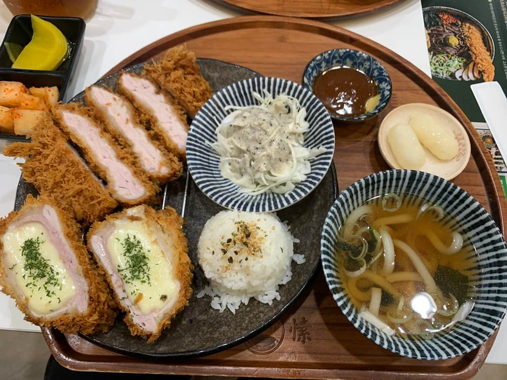 치즈 모둠 카츠 전체