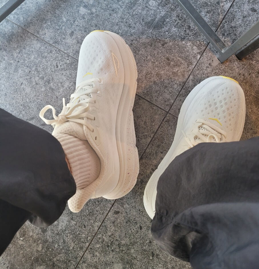 호카 운동화 후기