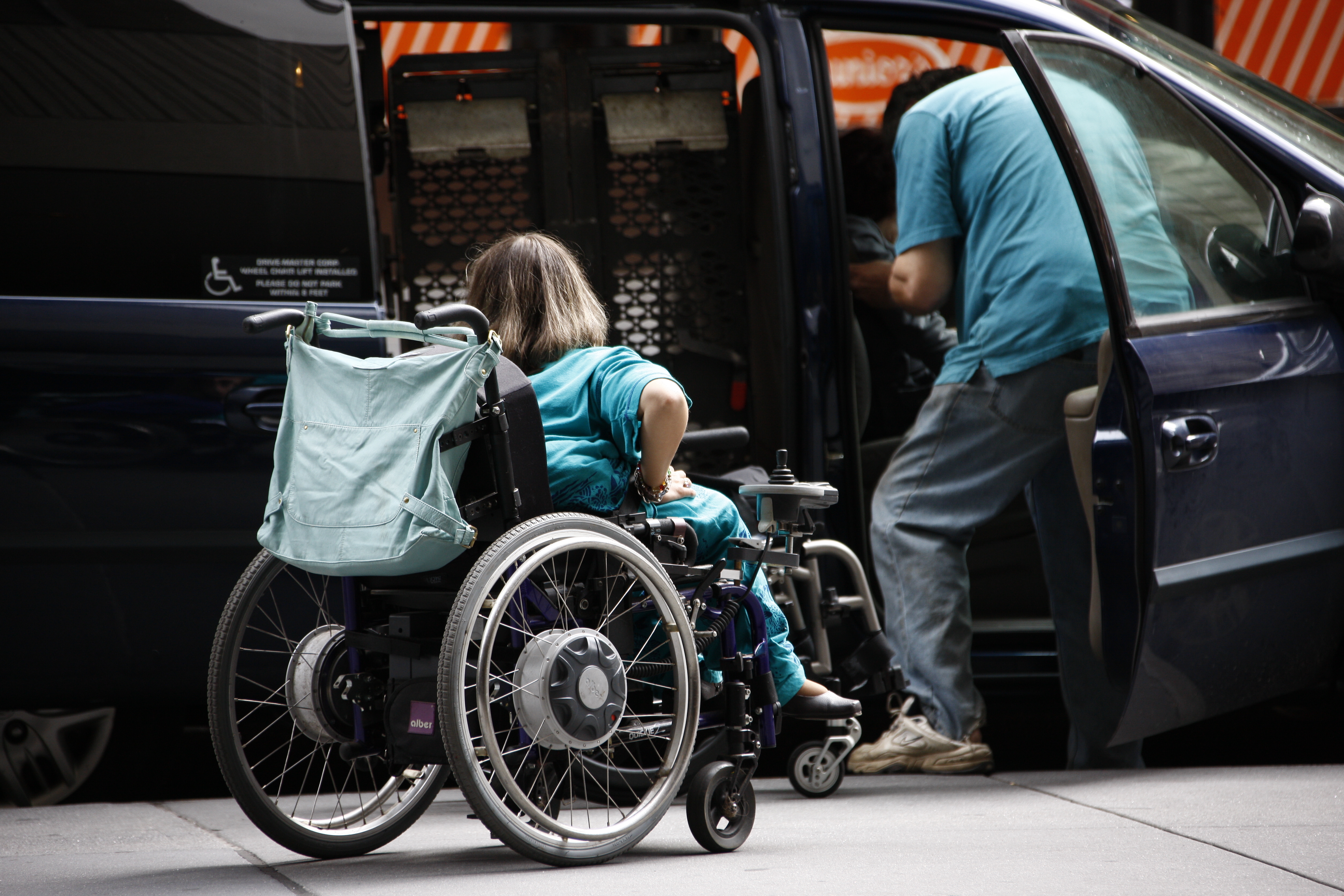 장애인근로자지원인