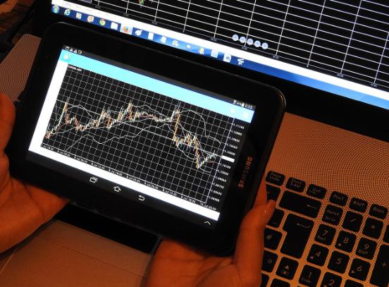 윈도우 설정의 마우스 메뉴에서 커서 속도 슬라이더를 조절하는 화면