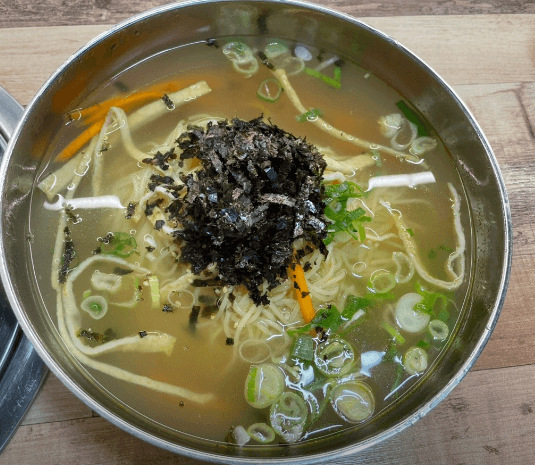 생방송투데이 멸치국수 대전 맛집