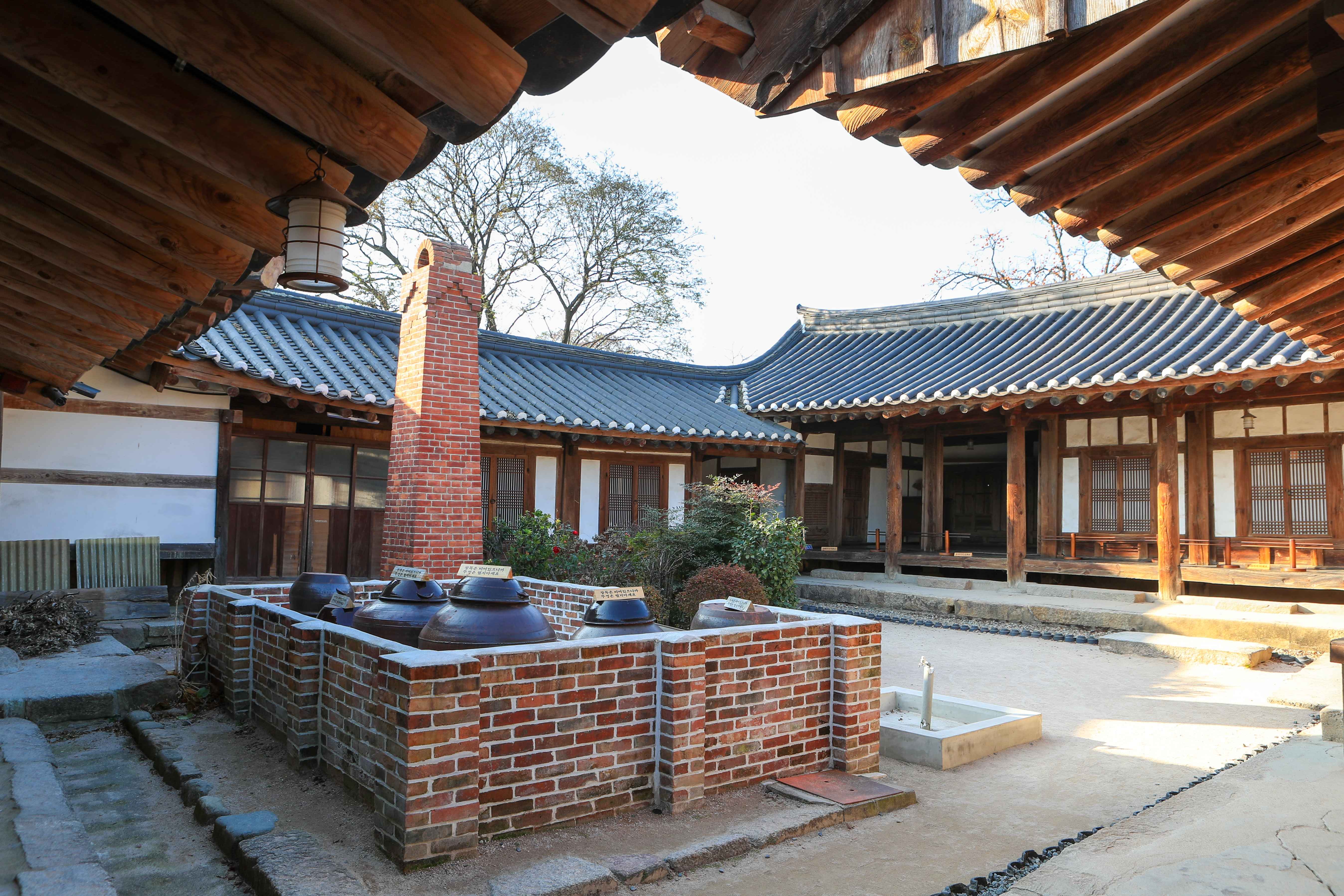  최씨고택 &rarr; 첨성대 &rarr; 천마총
