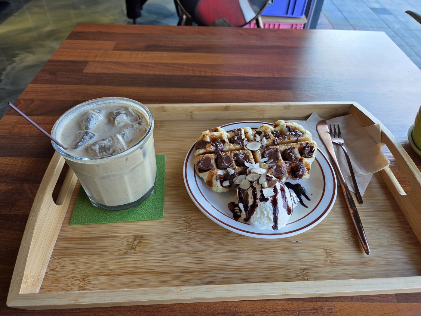 촌티카페 크로플