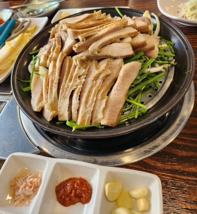 백반기행-막국수-화진포막국수-항정수육