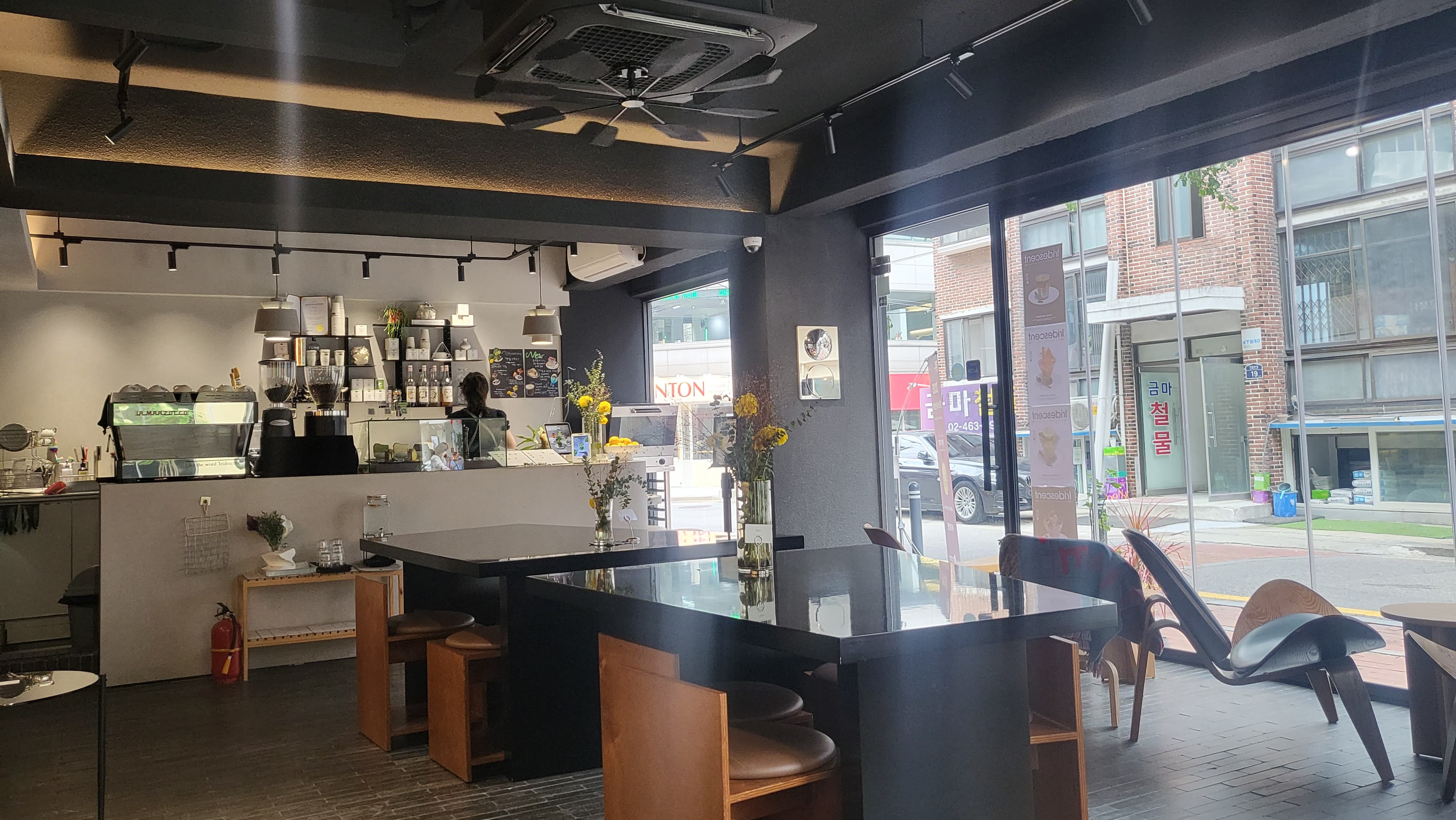 서울숲 성수 커피맛집, 디저트 카페 Iridescent 이리데센트