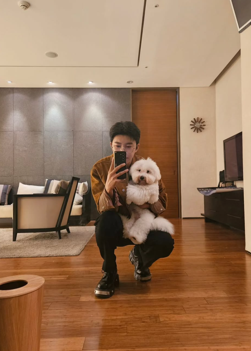 임영웅 아이돌차트 218주 연속 1위 달성! ASEA 2025 2관왕까지! 