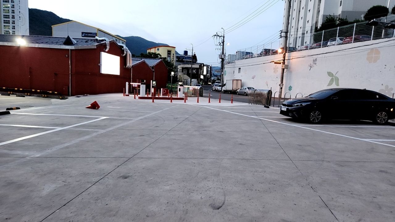 주자창 입구