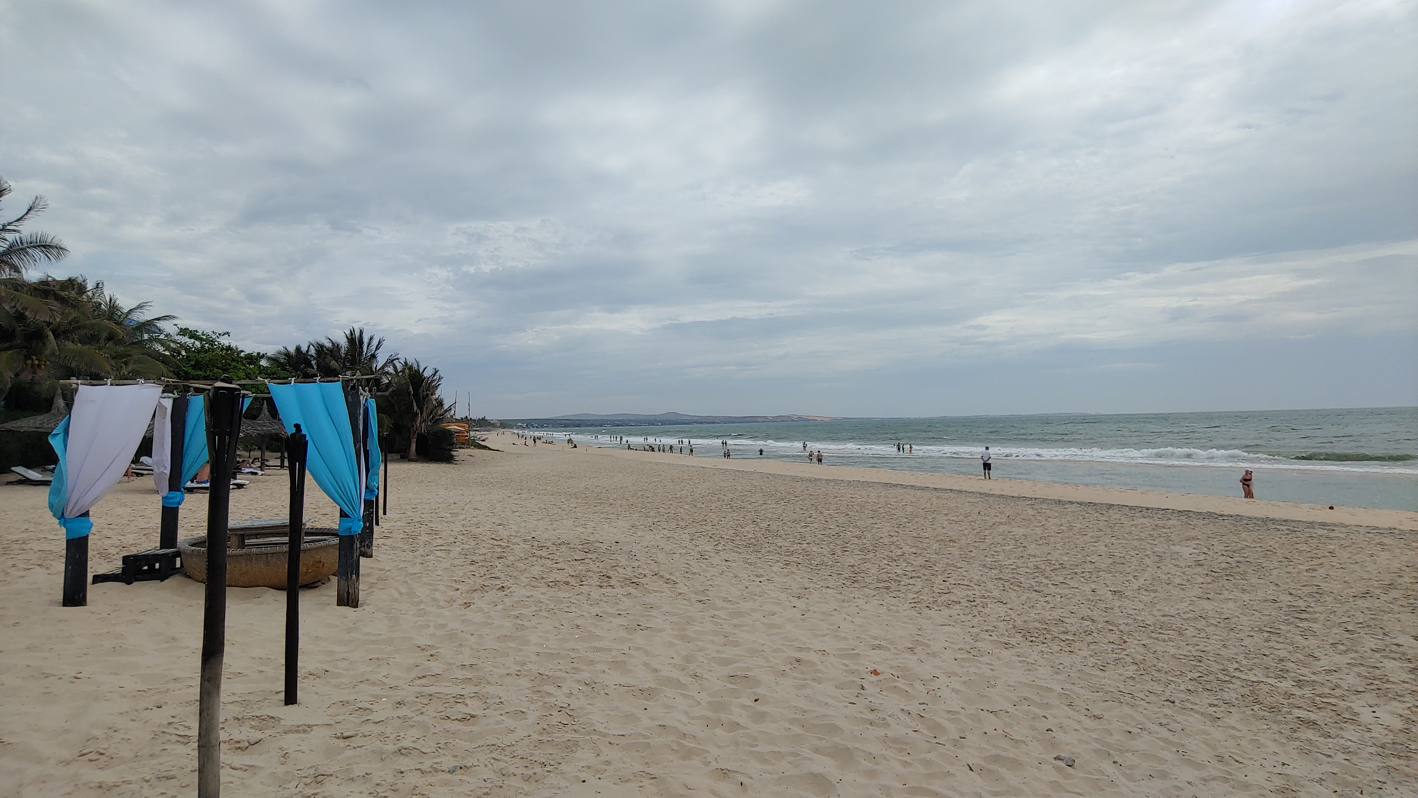 아난타라 무이네 리조트 앞 단독해변