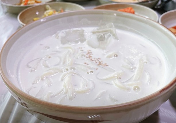 생생정보-가평빛두리-콩국수사진