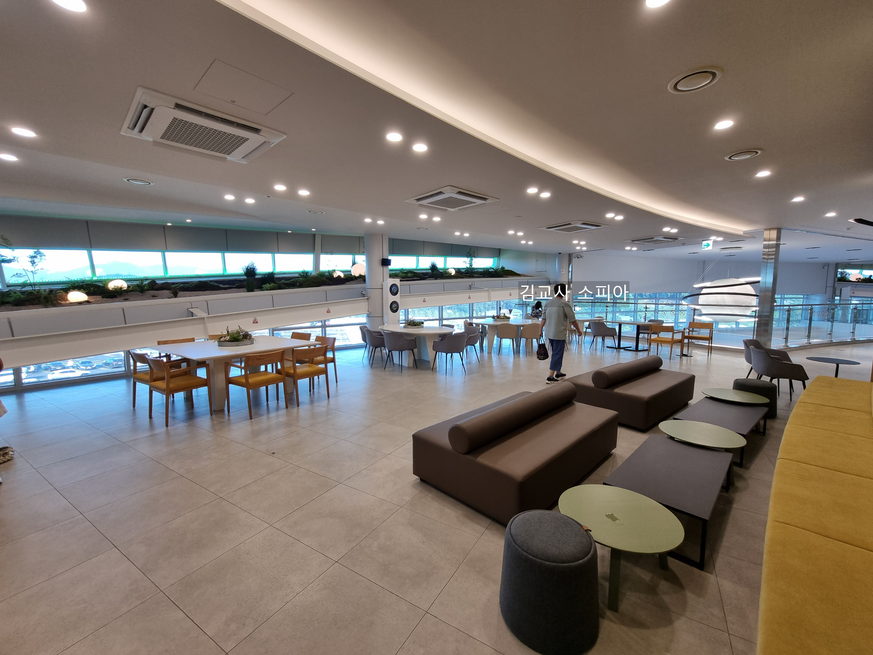 “용인 처인휴게소 솔직 후기! 1층부터 3층까지 싹 다 털어봤어요🧳”