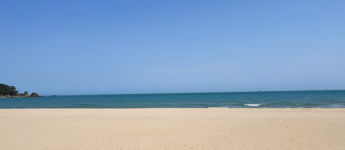 부산 송정 해수욕장 이미지입니다.