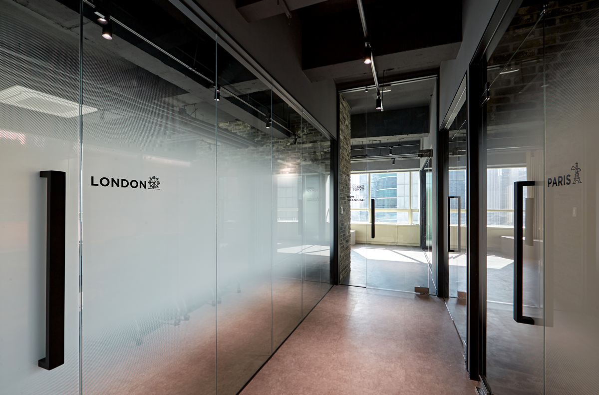 유리문블랙프레임시공