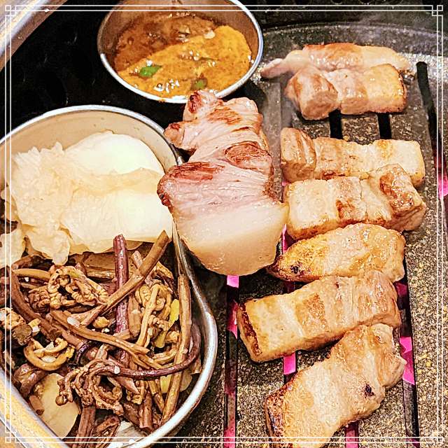 잠실 새내 신천 맛집 생 돼지갈비 성지의 생돼지갈비 숯불 구이
