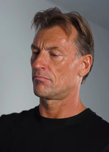 르나르 감독 프로필 나이 국적 연봉 경력 인스타그램