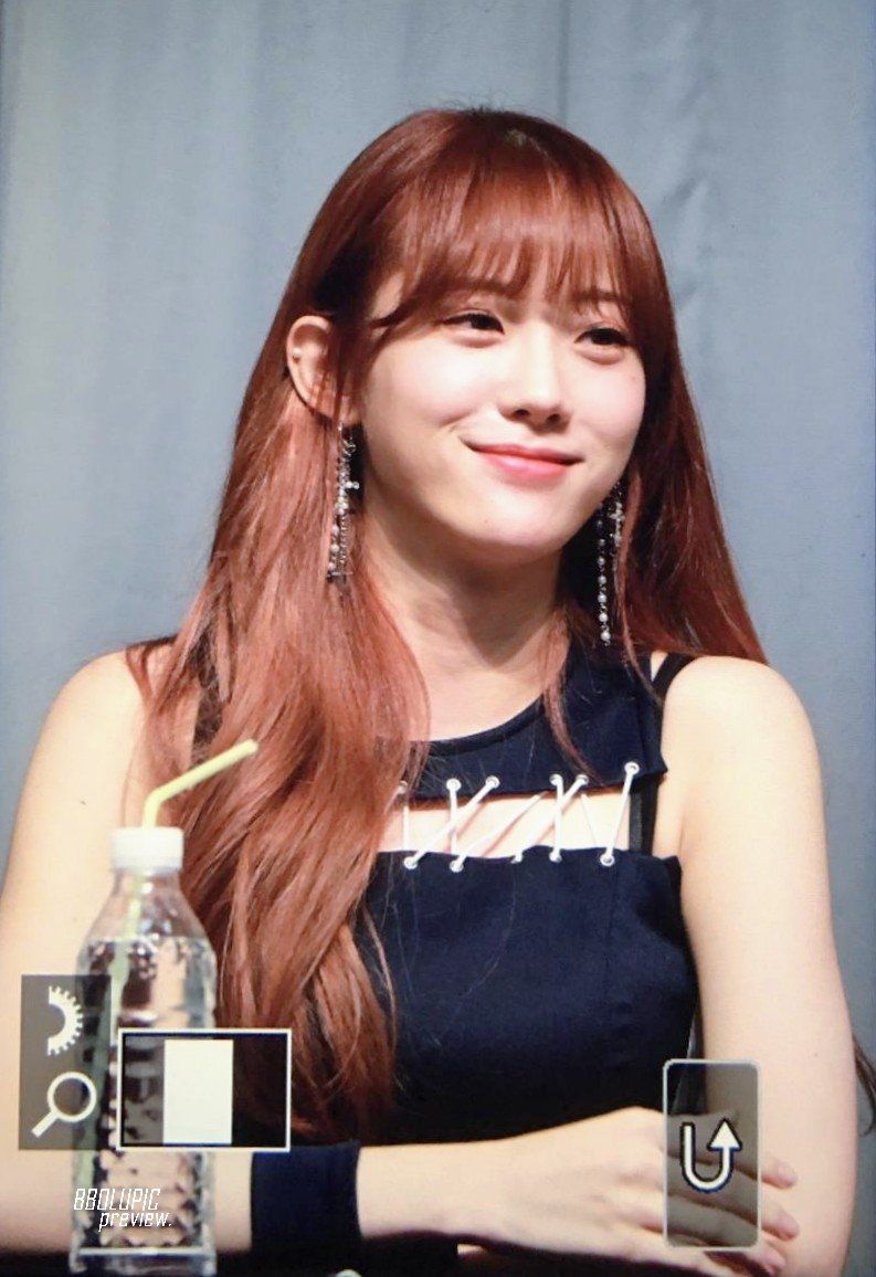 우주소녀 루다 인스타그램 사진 몸매