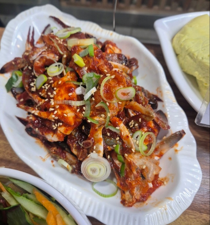 극한직업-9,500원-한식-뷔페-일루