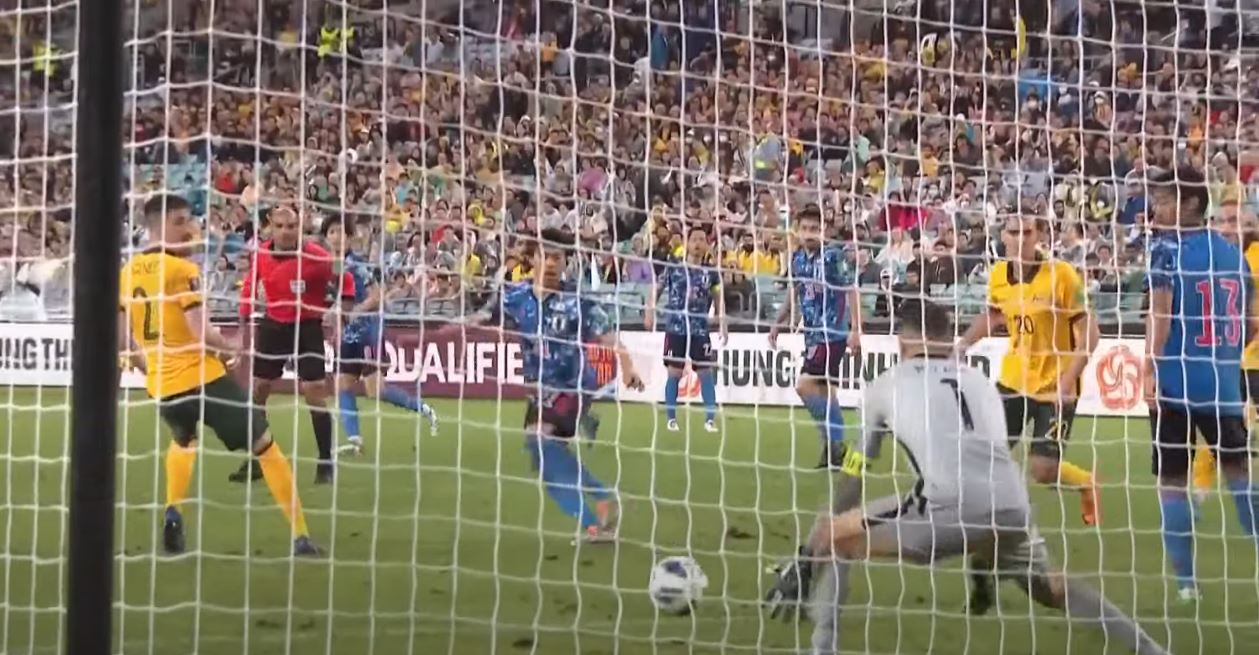 미토마 가오루 골이 들어가는 모습