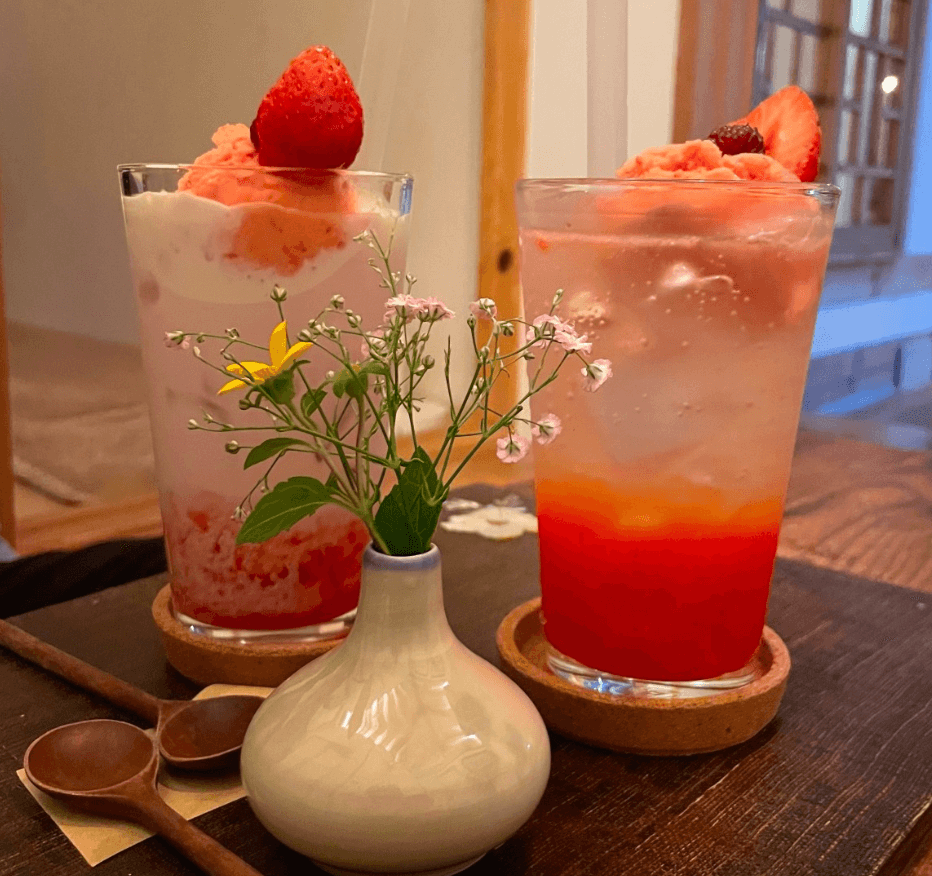 고두심이-좋아서-수원-한옥-디저트-카페-음료수-두잔
