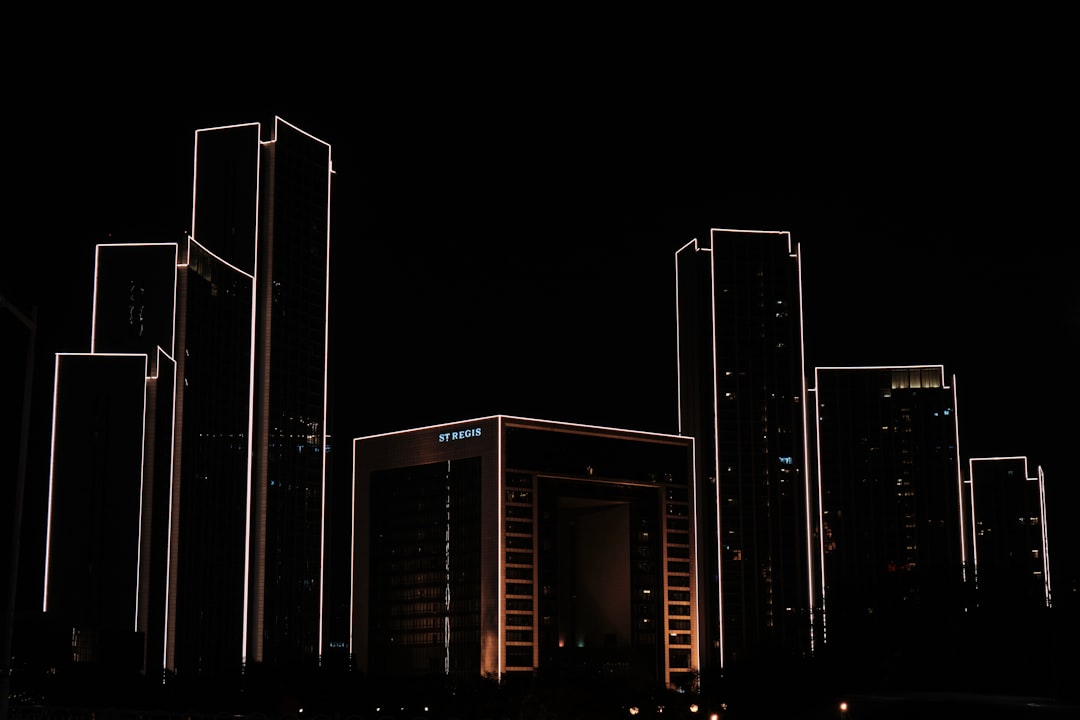 Leaders City