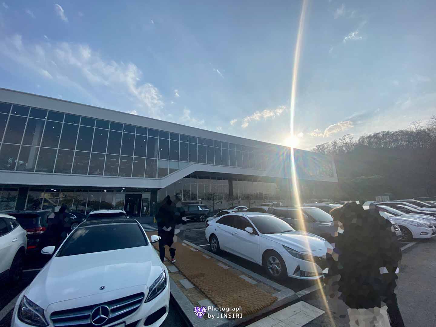 ๊ฒฝ๊ธฐ๋ ํ์ฃผ ๋ํ ์๋ฌผ์ ๋ฒ ์ด์ปค๋ฆฌ ๋ธ๋ฐ์น ์นดํ ์์ธ๊ทผ๊ต