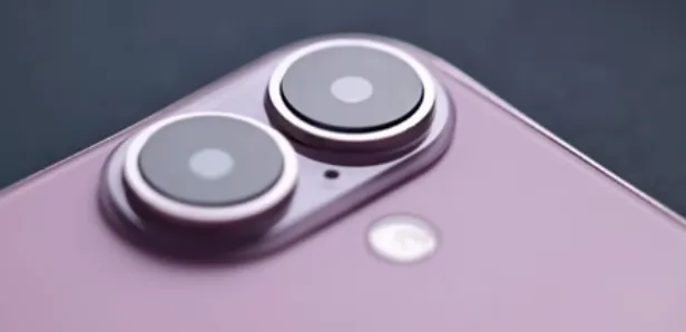 아이폰16 사전예약 카메라 배치