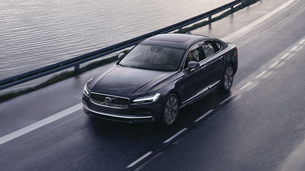 2024 볼보 S90