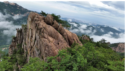 동해의 절경과 함께하는, 설악산