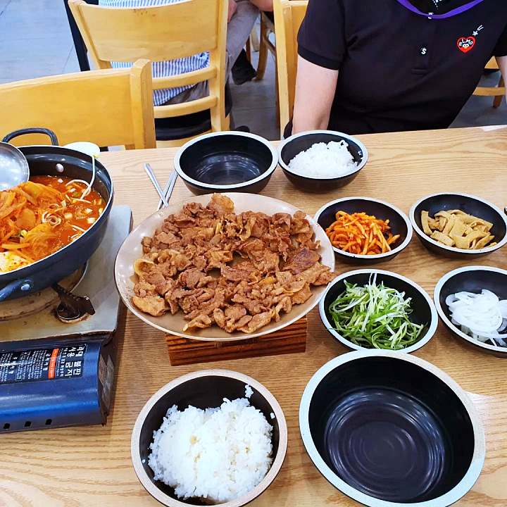 생방송오늘저녁 숯불고기 불백 김치찌개 백반 월 매출 1억 원 대박 난 1+1 가성비 혜자 메뉴 참숯 석쇠불고기 자가도정 쌀밥 화성 융건릉 맛집 추천