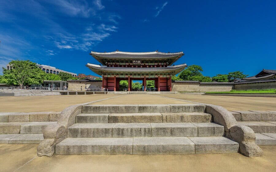 창덕궁 돈화문 정면 사진