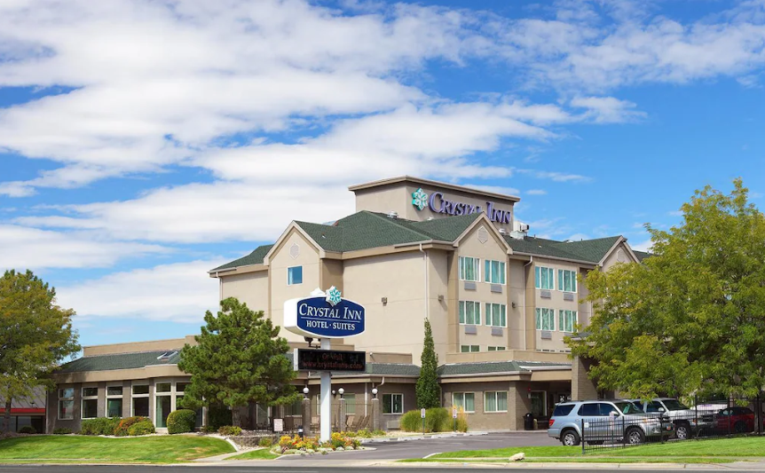 크리스탈호텔전경