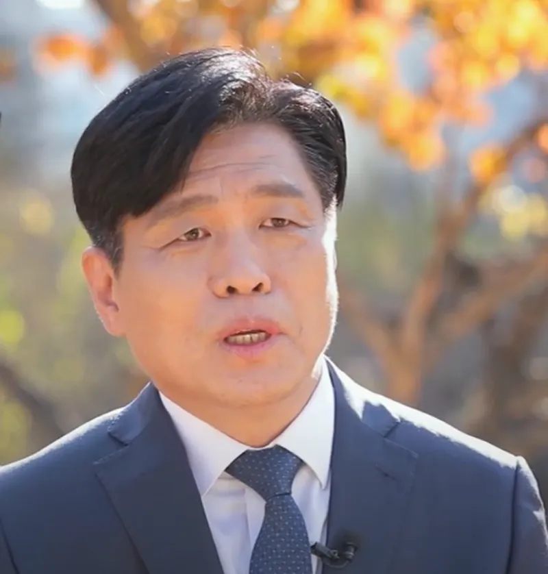 국회의원 인터뷰 장면8.webp