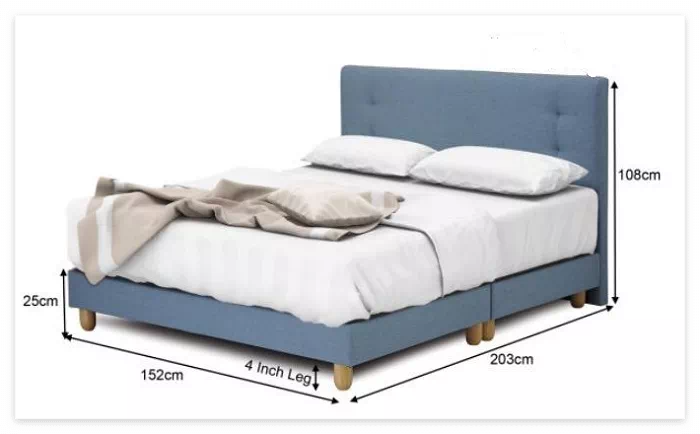 퀸사이즈 침대와 매트리스