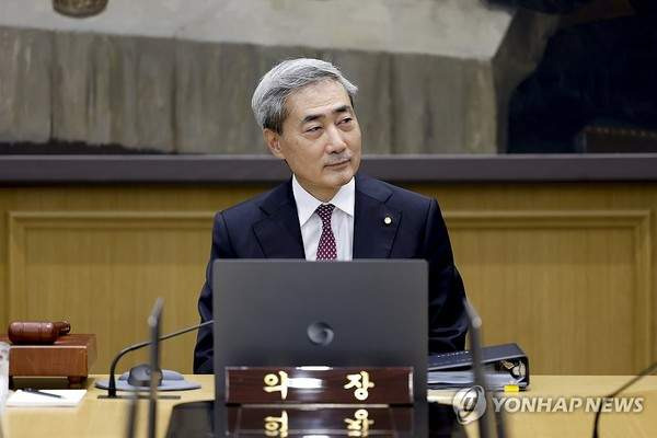 한국은행 기준금리 0.25%p 인상 배경과 한미 금리차 축소 영향 분석 (예적금 대출 가계 대응 가이드)