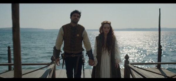 출처 : 디즈니 플러스 영화 '로잘린(2022)'