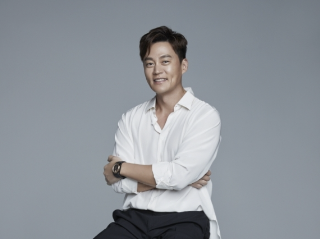 이서진 프로필 화보