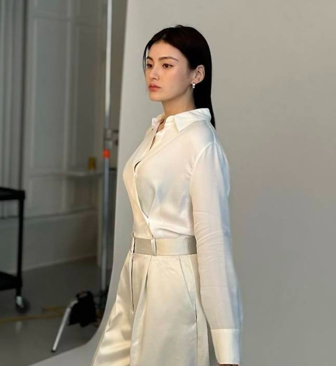 김용지